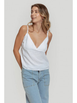 Top blanco de tirantes