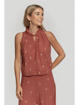 Top sin mangas de piñas