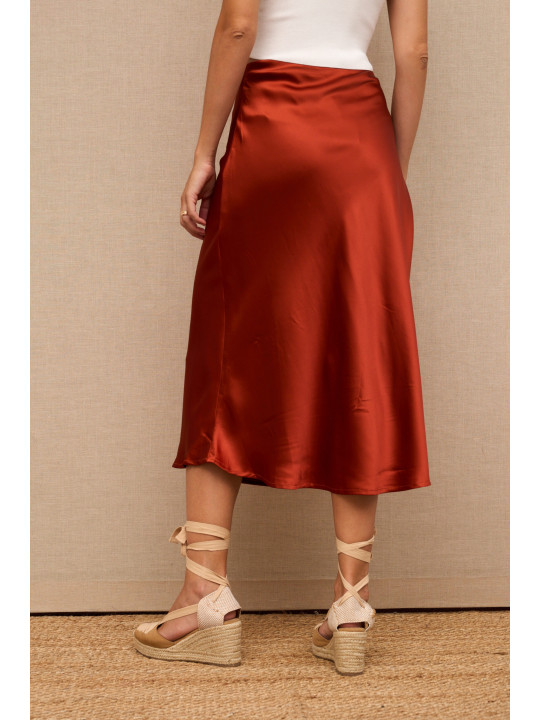 Falda midi