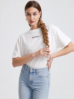 Camiseta blanca minimal