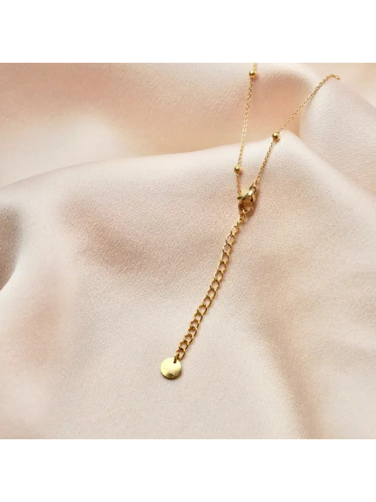 Collar con detalle de estrella
