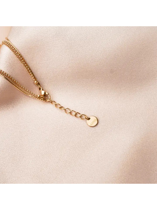 Pulsera triple con lunares blancos y colgante redondo