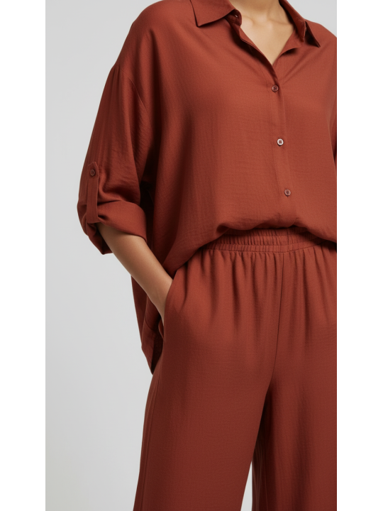 Conjunto fluido en color teja