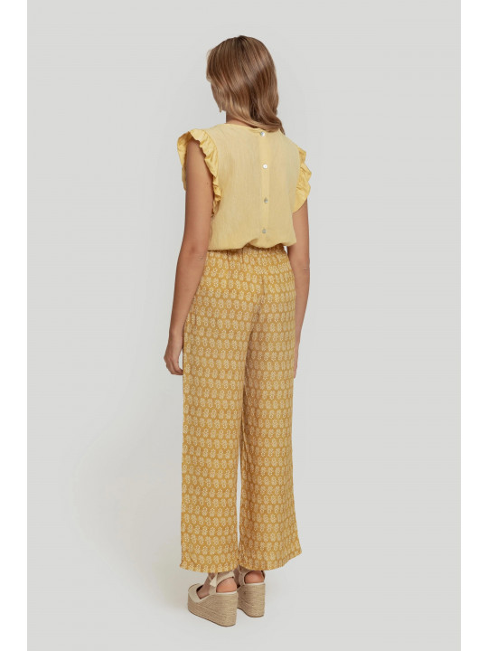 pantalon largo mostaza
