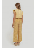 pantalon largo mostaza